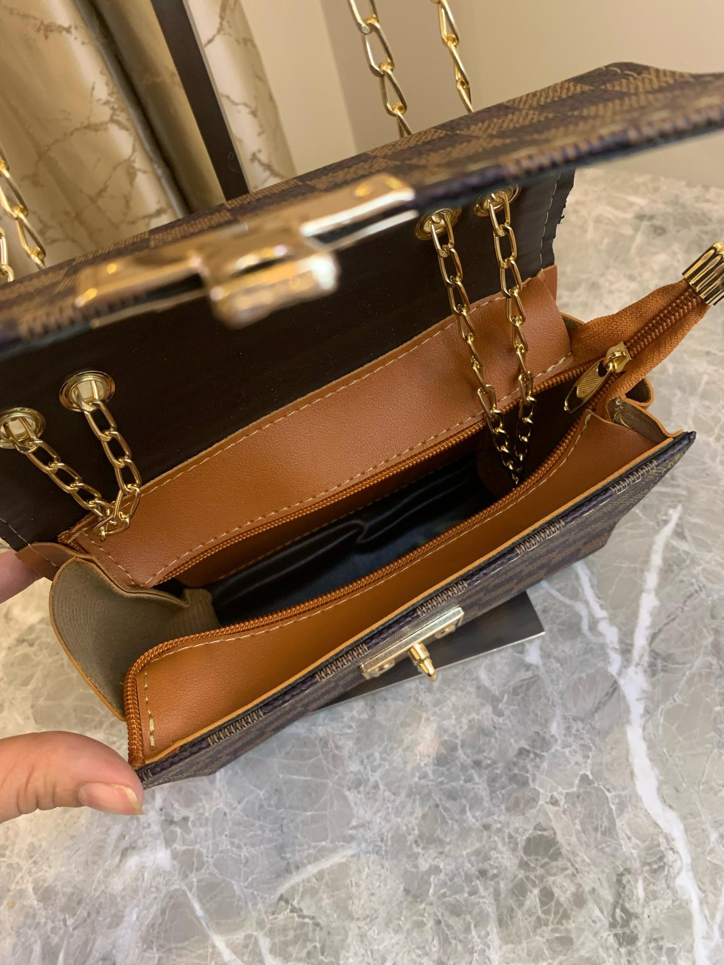 PACK LV 6 PCS COLLECTION 2025