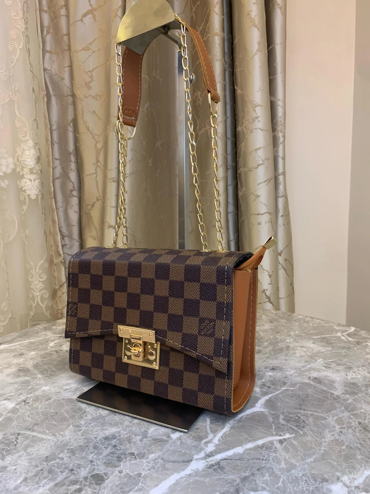 PACK LV 6 PCS COLLECTION 2025